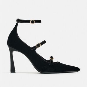 Velvet Heeled Mary Jane Shoes